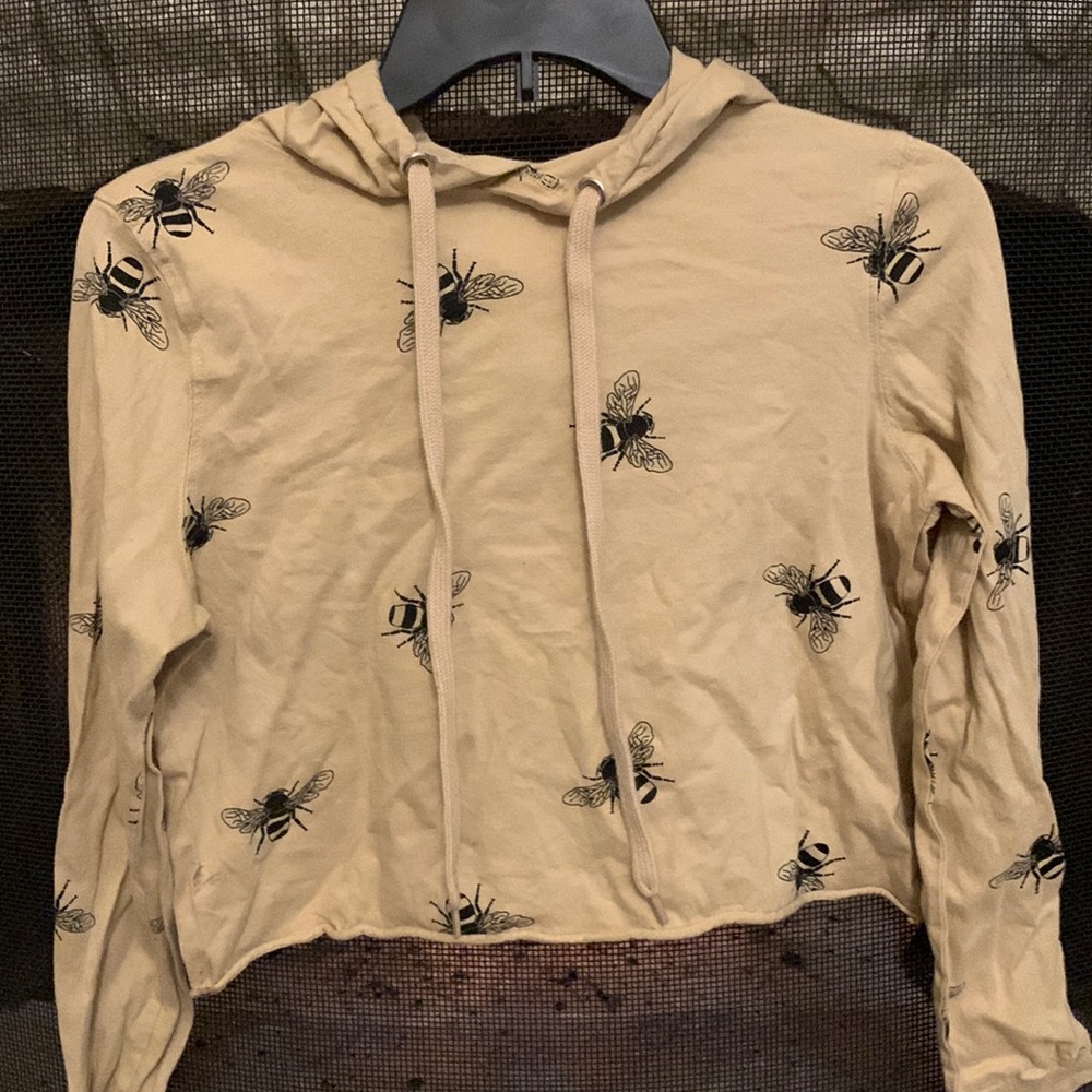 cream womens xs bee long sleeved hooded crop top